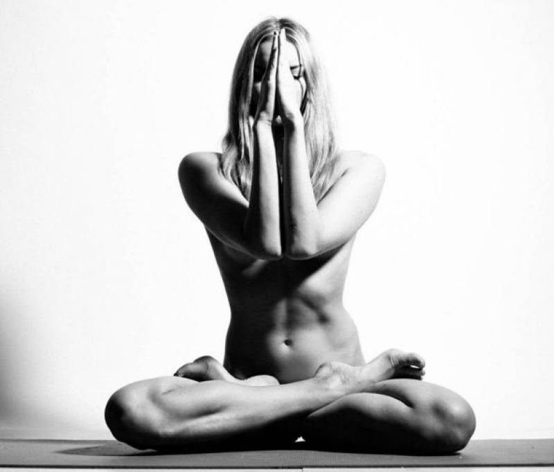 nude yoga girl relax