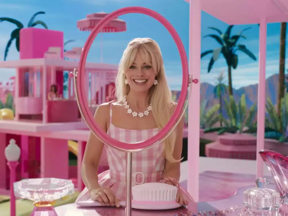 Barbie is back, la moda del total pink sta tornando!